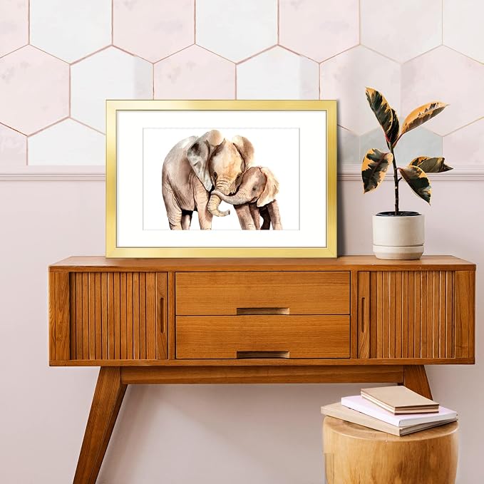 LaVie Home 16x24 Picture Frame Gold Poster Frame,Display Pictures 12x18 with Mat or 16x24 Without Mat, Stable and Sturdy Frame and Polished Plexiglass, Horizontal and Vertical Format of The Walls