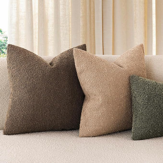Foindtower Pack of 2 Textured Boucle Throw Pillow Covers Accent Solid Decorative Lumbar Pillow Cases Cozy Couch Cushion Case for Chair Sofa Bedroom Living Room Home Decor 12x20 Inch Chocolate