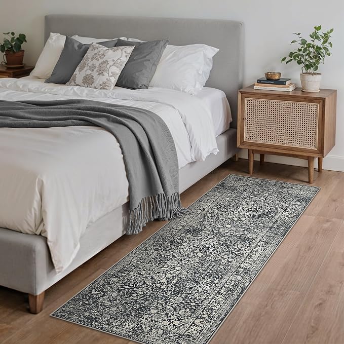 Bavni Washable Rugs 5x7 Machine Washable Rug Lightweight Low Pile, Vintage Floral Rug Non-Shedding Distressed Throw Carpet for Living Room Bedroom Office, Black Floral