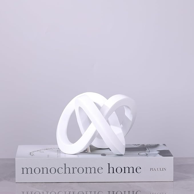 White knot decorative sculpture, white home decor aesthetics, Möbius strip sculpture, suitable for decoration and display on bookshelves, living room TV cabinets, office cabinets, and coffee tables.