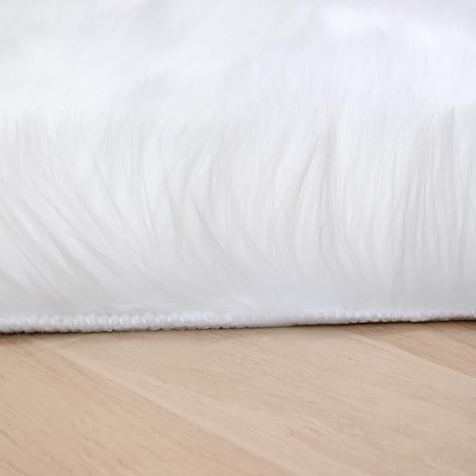 White Faux Fur Rug Fluffy Sheepskin Area Rug,2x4 Ft Ultra Soft Shaggy Plush Rug for Bedroom Bedside Living Room Nursery Kids Room