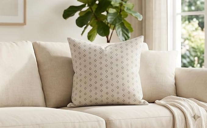 SanVia Cotton Throw Pillow Covers 20x20 – Handwoven Jacquard Texture, Fade-Resistant, No Pilling – Hidden Zipper, Decorative Cushion Cover for Sofa, Couch, Bed – Insert Not Included (Geometric, White)