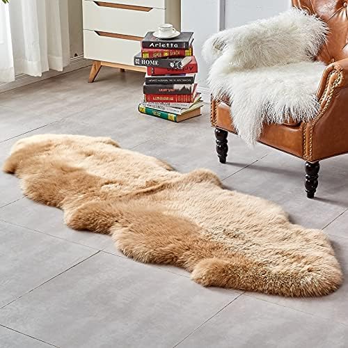 HUAHOO Premium Genuine Sheepskin Rug Brown Real Australia Sheepskin Natural Luxury Fluffy Lambskin Fur Area Rug Seat Covers for Kids Bedroom Sofa Chair Cover Pets Dogs Mat Double Pelt/2' x 3' Mocha