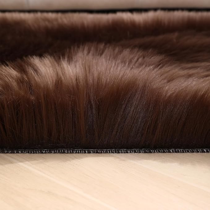 Faux Fur Rug 3 x 3 ft Round Coffee Shaggy Sheepskin Rug Soft Fluffy Plush Carpet Fuzzy for Bedroom Living Room Floor Nursery Kids Room Bedside Rugs