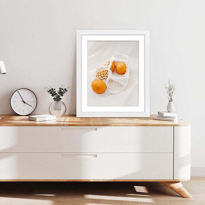 LaVie Home 20 x 24 Poster Frame White, Display Pictures 16x20 with Mat or 20x24 Without Mat, Stable and Sturdy Picture Frame and Polished Plexiglass, Horizontal and Vertical Format of The Wall（1 Pack）