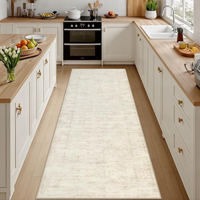 2'6''x8' Hallway Washable Runner Rug: Vintage Boho Neutral Kitchen Rug Soft Small Area Rug Indoor Floor Non-Slip Low Pile Carpet for Farmhouse Entryway Laundry Bathroom Bedroom Beside Rugs Retro Beige