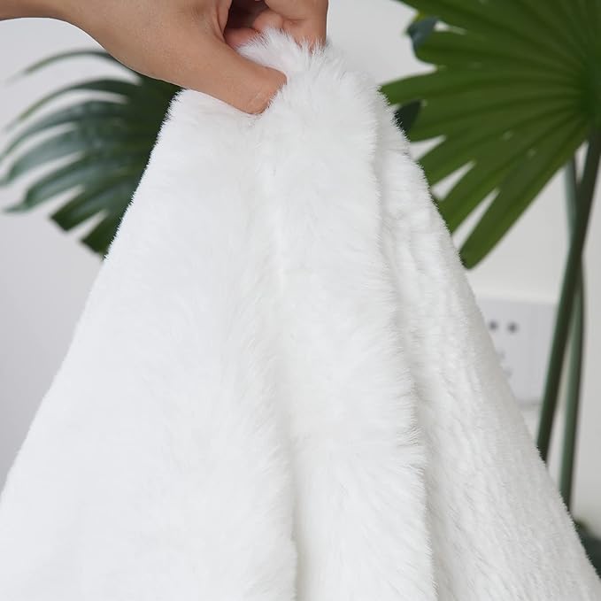 Ghouse Soft Faux Sheepskin Fur Rug 2x4 White Fluffy Bedside Rugs Plush Rug Shag Nursery Carpet Area Rugs for Living Room Bedroom Playing Room Decor