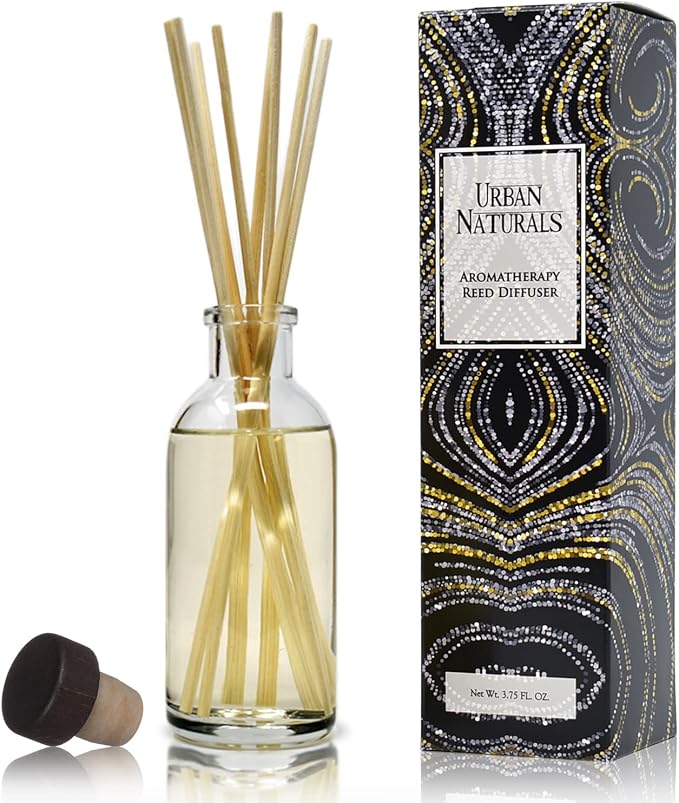 Urban Naturals Reed Diffuser Set, Christmas Night - Bathroom Shelf Décor | Cinnamon spice, Almond, Clove, Cedarwood, Fresh Balsam and Fir needle, Made in the USA