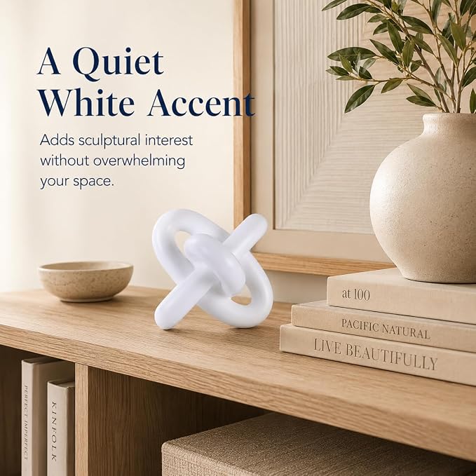 XMGZQ White Knot Decor for Coffee Table Book,Chain Link Decor for Bookshelf Entry Table TV Stand,Minimalist Knot Sculpture for Home Living Room,Object Decoracions para sala,adornos para sala Modernos