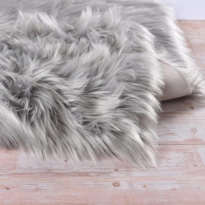 ORINOVA Silver Grey Washable Furry Area Rugs for Living Room Fluffy Faux Fur Rug for Bedroom Rugs 3x5 Nursery Rug