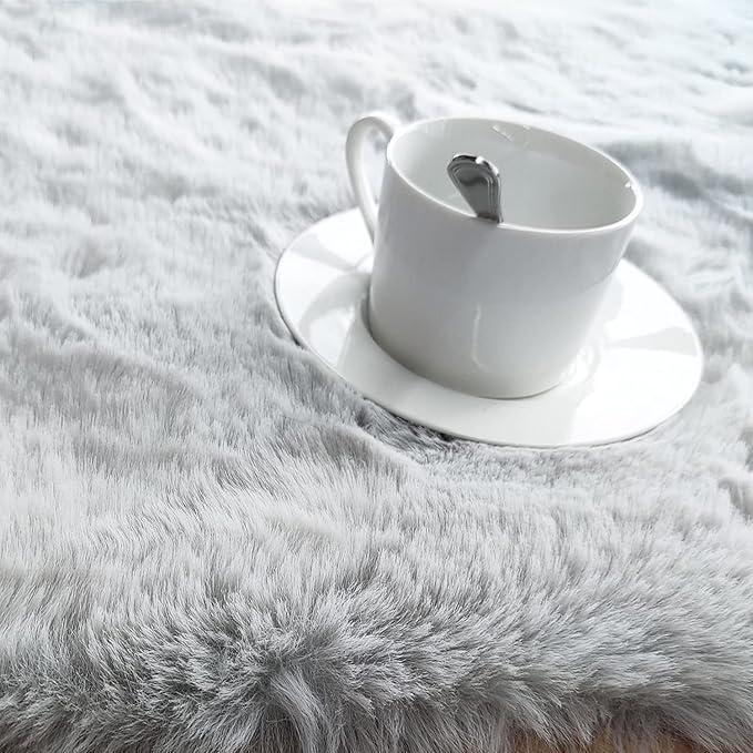 Ghouse Ultra Soft Faux Rabbit Fur Rug 6x9, Machine Washable Area Rugs for Bedroom Fluffy Rugs for Living Room, no-Shedding Carpet Sheepskin Rug Grey