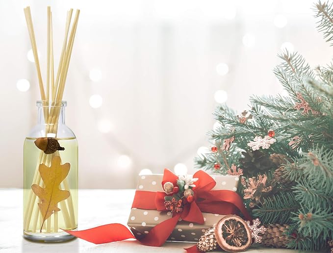 Urban Naturals Reed Diffuser Set, Spiced Chestnut - Bathroom Shelf Décor | Comforting Autumn Scent of Chestnuts, Cinnamon, Clove and Cedar wood with REAL Acorns and Fall Leaves