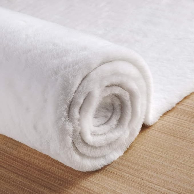 ORINOVA White Fluffy Living Room Rugs 6x9 Area Rug Washable Shag Rugs for Bedroom Faux Rabbit Fur Nursery Rug Rectangle Rug