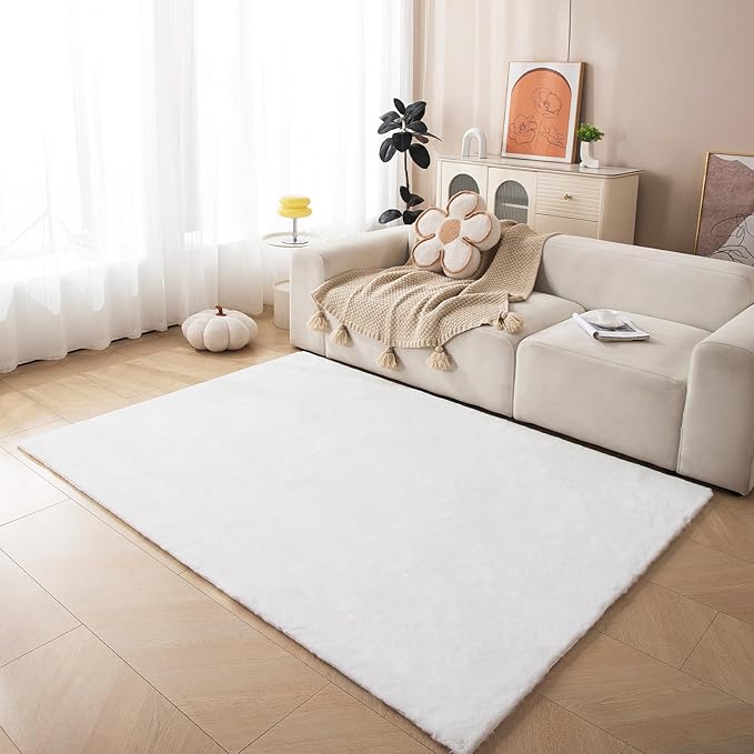 ThreadGlobe Fluffy Faux Rabbit Fur Rug 6'x9', Cloud-Soft Rugs for Living Room, Bedroom & Nursery, Non-Slip No-Shed Area Rug, Machine Washable Rug, White, 6x9 Ft