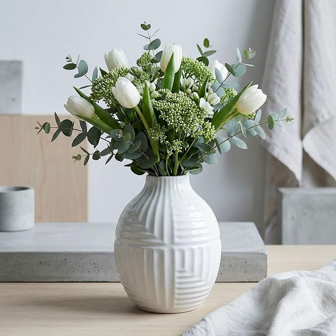 hjn Hand-Glazed White Ceramic Vase - 5.7" H Modern Decorative Centerpiece Vase for Fresh/Dried Flowers, Home Decor for Living Room Bookshelf Mantel | Wedding Housewarming Gift