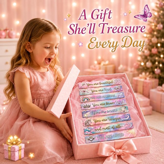 Dreamy Unicorn Room Decor Set of 8 with Led Light for Teen Girls Kids Toddler, Preppy Inspirational Rainbow Galaxy Wood Nursery Wall Decor for Dorm Bedroom, Cute Dreamy Chic Motivational Princess Room Decor