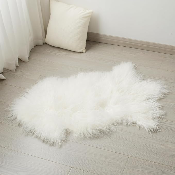 100% Genuine Sheepskin Area Rug Real Lightweight Fluffy Soft Mongolian Long Wool Fur Carpet for Couch Bed Sofa Bedroom Living Room White 2x3ft