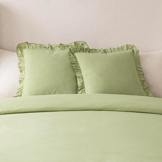 Foindtower Set of 2 Decorative Linen Fringe Ruffle Throw Pillow Covers Soft Boho Farmhouse Cushion Cover Cozy Accent Retro Pillowcase for Couch Sofa Bed Living Room Home Decor,20×20 Inch,Light Green