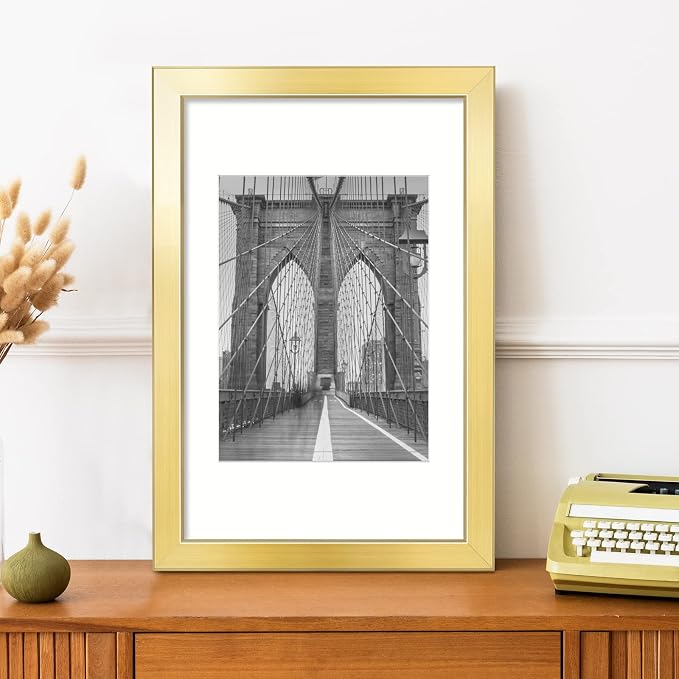 LaVie Home 12x18 Picture Frame Gold Poster Frame,Display Pictures 9x12 with Mat or 12x18 Without Mat, Stable and Sturdy Frame and Polished Plexiglass, Horizontal and Vertical Format of The Walls