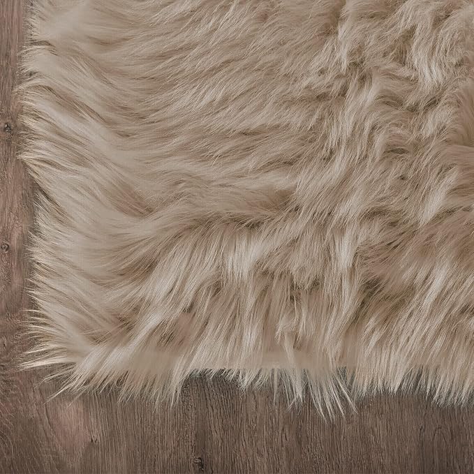 Latepis 5x8 Area Alfombras para Salas Washable Light Brown Beige Faux Fur Fluffy Shag Fuzzy Rug for Living Room Bedroom Floor Playroom Rugs Carpet Home Decor Rectangle