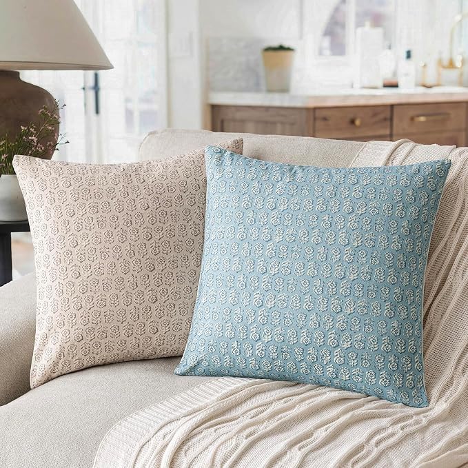 Foindtower Set of 2 Decorative Vintage Floral Print Throw Pillow Covers Neutral Accent Farmhouse Cushion Covers Boho Home Decor for Sofa Couch Chair Bedroom Living Room Outdoor,20×20 Inch,Sky Blue
