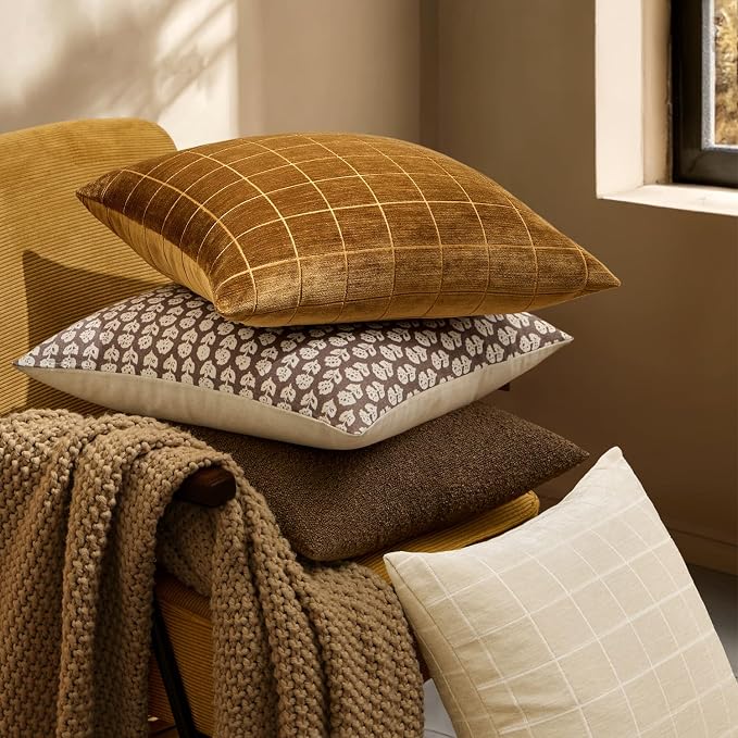 MIULEE Brown Sugar Plaid Fall Decor Throw Pillow Covers 22x22 Set of 2 | Vintage Check Chenille Couch Pillows Boho Farmhouse Cushion Covers Modern Fall Home Decor for Sofa Bed Living Room