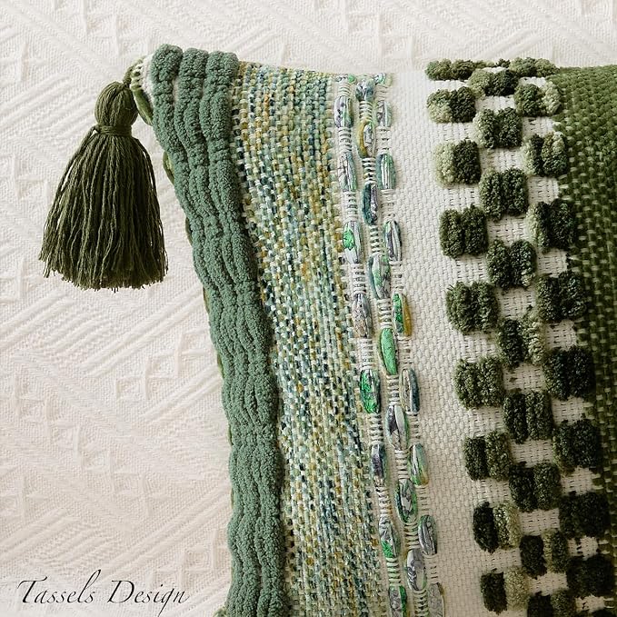 Kevin Textile 18x18 Inch Throw Pillow Cover 1 Pack Boho Decorative Soft Chenille Thread Woven Tufted Textured Square Cushion Case Farmhouse Accent for Living Room Couch Sofa Bed, Green