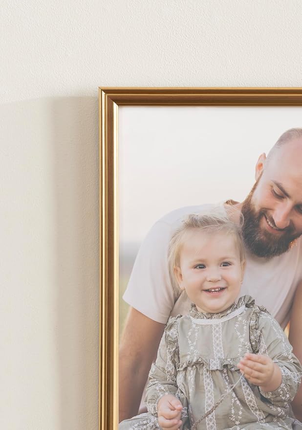 Kate and Laurel Adlynn Modern Rectangle Poster Frame, 20 x 26, Gold, Glam Large Photo Frame for Use as Movie Poster Display or Gallery Wall Piece in Living Room Wall Decor