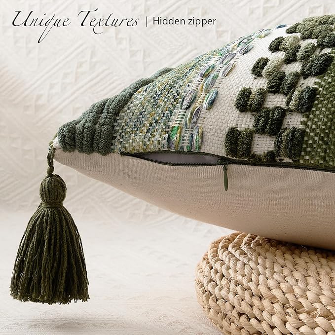 Kevin Textile 18x18 Inch Throw Pillow Cover 1 Pack Boho Decorative Soft Chenille Thread Woven Tufted Textured Square Cushion Case Farmhouse Accent for Living Room Couch Sofa Bed, Green
