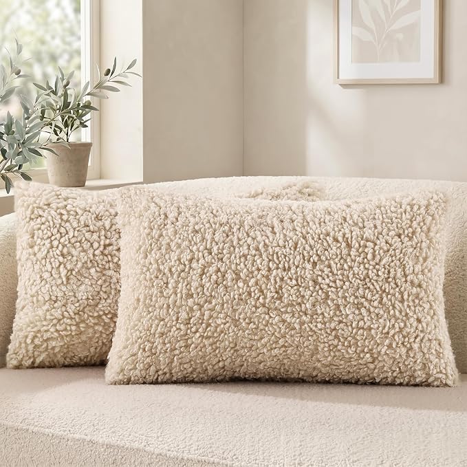 decorUhome Pack of 2 Throw Pillow Covers 12x20 Inch, Faux Fur Decorative Sherpa Pillow Covers Fuzzy Accent Soft Sheepskin Fleece Pillow Cases for Couch Living Room Bed, Neutral Oatmeal