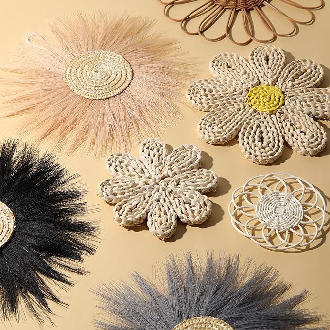 Chunful 7 Pcs Boho Wall Basket Decor Rattan Flower Wall Decor Nursery Daisy Flower Woven Macrame Hanging Flowers for Baby Kids Girls Farmhouse Bedrooms Living Rooms Kitchen Home(Light Grey)