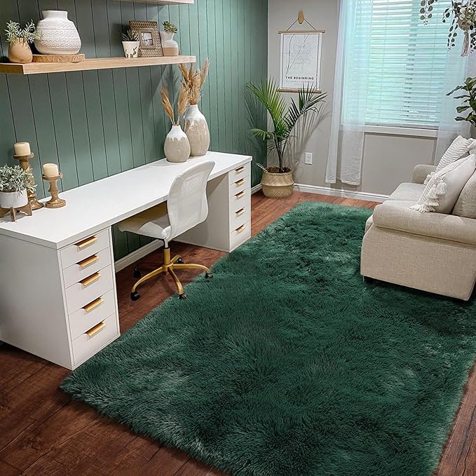Amdrebio Dark Green Area Rugs for Bedroom Aesthetic, Fluffy Rug for Living Room, Soft Bedside Rugs 4x6 for Kids Room, Teen, Women, Shaggy Throw Carpet for Dorm Classroom Office Nursery, Emerald Green