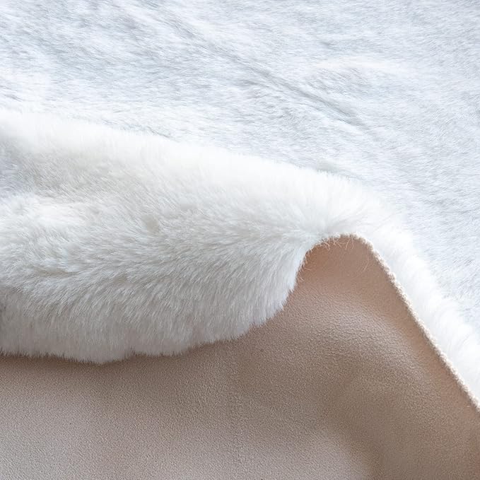 ORINOVA White Faux Fur Round Rug 4ft Fluffy Rabbit Fur Rug Machine Washable Circle Area Rugs for Living Room Bedroom Home Teen Room Nursery Décor