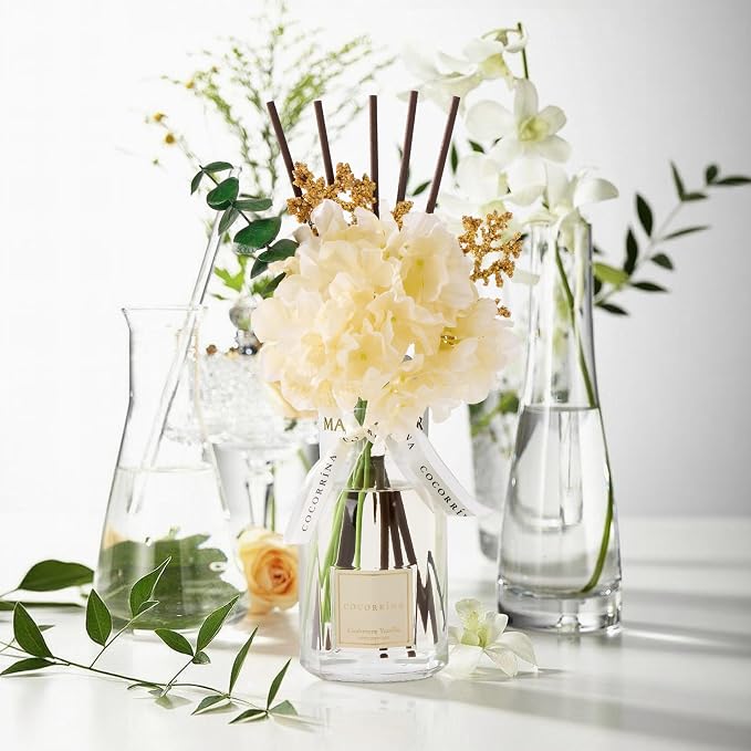 COCORRÍNA Reed Diffuser - Cashmere Vanilla 8.5 Fl.oz Flower Reed Diffuser with Sticks, Bedroom Bathroom Shelf Decor (Floral Basket Collection)