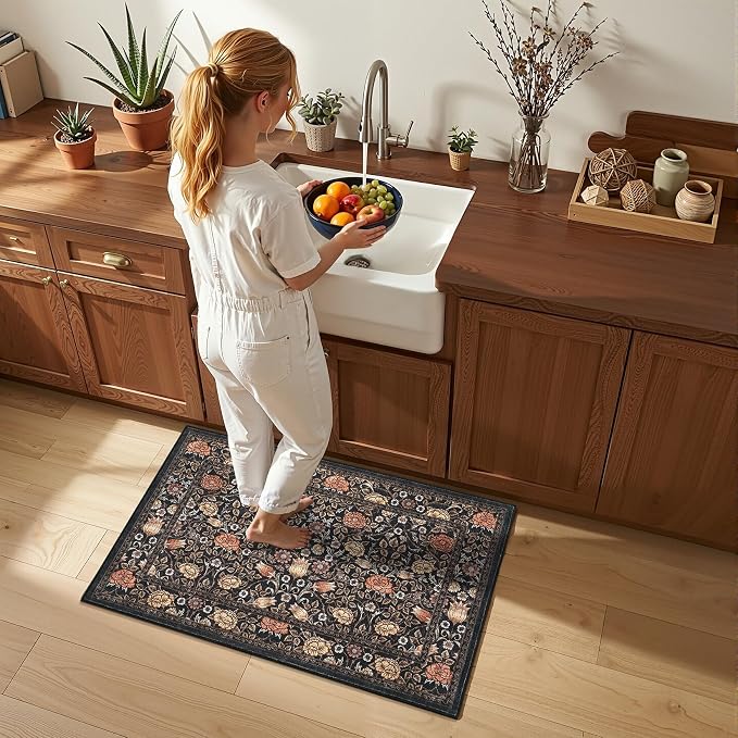 GarveeHome Brown Vintage Floral Small Rug 2x3 Door Mat Indoor Rugs for Entryway Washable Non-Slip TPE Backing Soft Low-Pile Rugs for Bathroom Bedroom Kitchen Entrance
