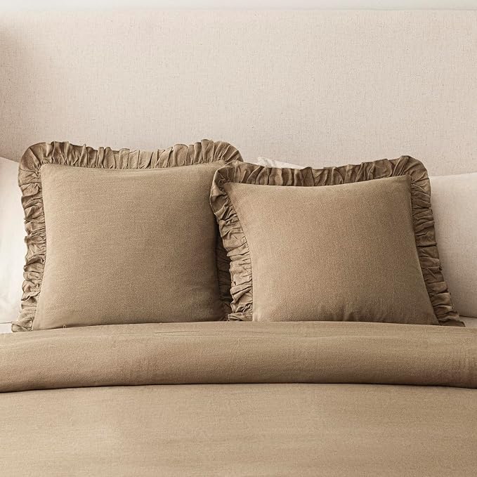 Foindtower Set of 2 Decorative Soild Fringe Ruffle Throw Pillow Covers Soft Boho Farmhouse Cushion Cover Cozy Accent Retro Pillowcase for Couch Sofa Bed Living Room Home Decor,18×18 Inch,Light Brown