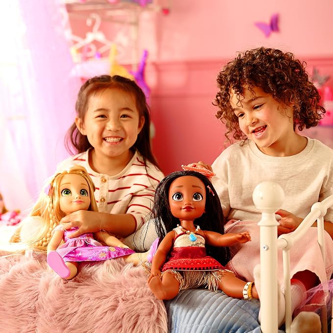 Disney Store Official Moana Once Upon a Story Doll - Disney Princess Toys Featuring Reflective Eyes with 3D Pupil and Iris, Detailed Costume, Hair Comb - Comes in Display Box - 16 Inches