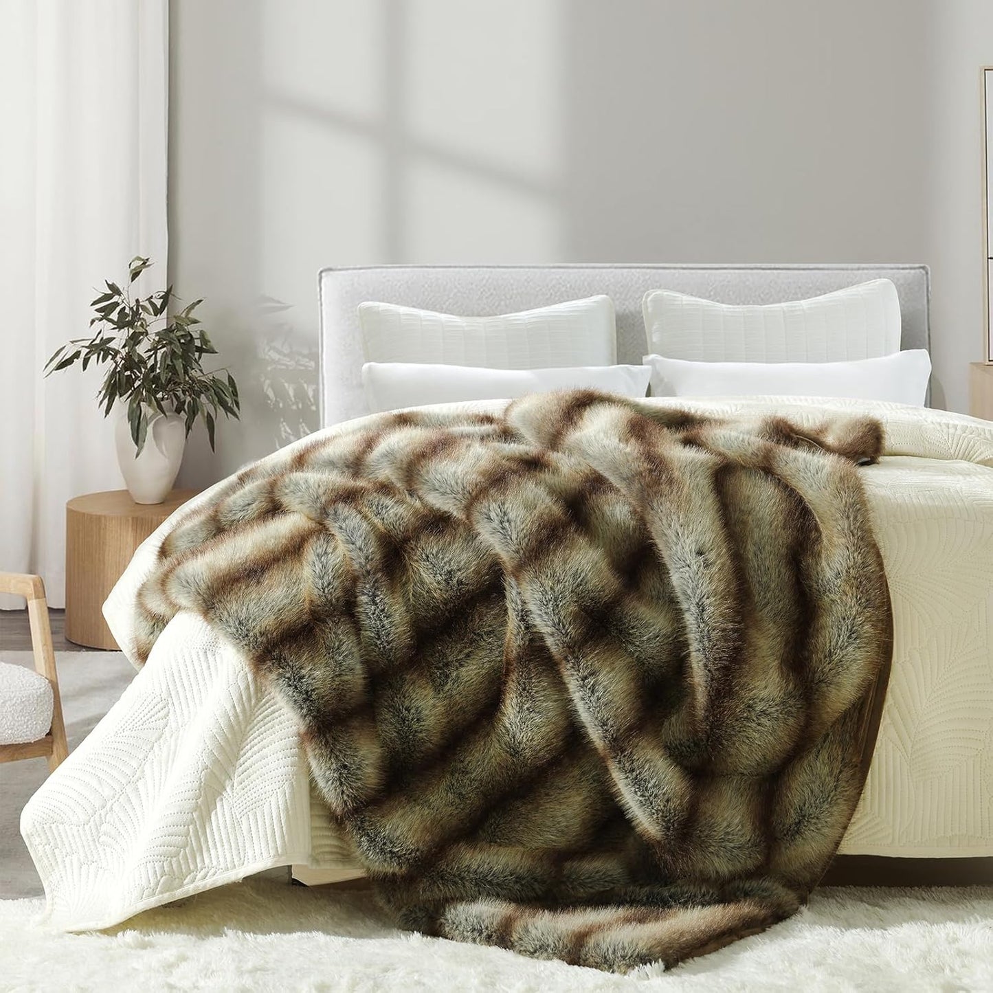 HORIMOTE HOME Luxury Plush Blanket, Soft & Cozy Fur Throw Blanket for Couch, Bed and Sofa, Fluffy Faux Fur Throw, with Shed-Free Design, 50x60 Inches Decorative Blankets, Brown Taupe Stripes
