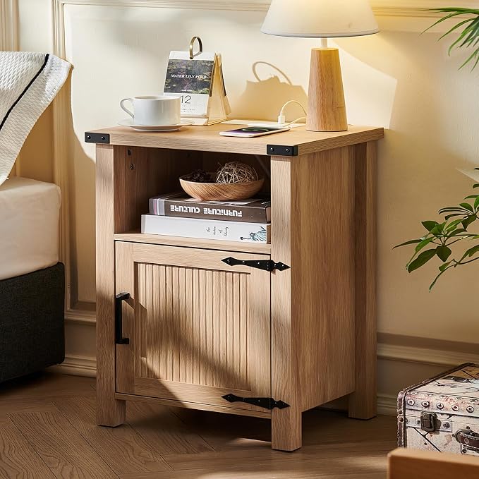 Joaxswe Boho Fluted Nightstand Set of 2 for Bedroom, 18" Rustic Night Stand with Charging Station, Modern Accent Bedside Tables with Open Storage Shelf & Door, Wooden End Table for Home, Natural Oak