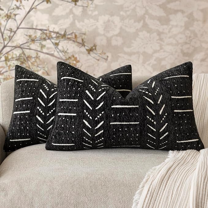 Home Décor Decorative Boho Chenille Throw Pillow Covers Neutral Cozy Lumbar Cushion Covers Textured Soft Farmhouse Pillowcase for Couch Sofa Chair Bed Living Room, 12×20 Inch, Set of 2, Black