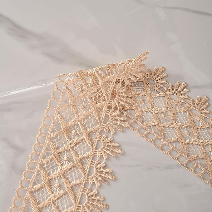Clear Vinyl Tablecloth Protector – Waterproof Rectangular Table Cover with lace Trim for Dining, Kitchen, Party, Indoor & Outdoor Use (84"x60")