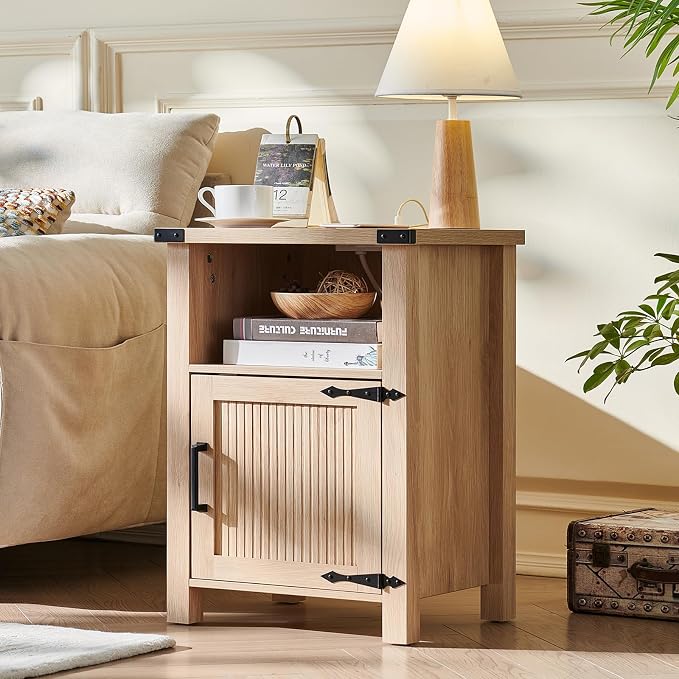 Joaxswe Boho Fluted Nightstand Set of 2 for Bedroom, 18" Rustic Night Stand with Charging Station, Modern Accent Bedside Tables with Open Storage Shelf & Door, Wooden End Table for Home, Natural Oak