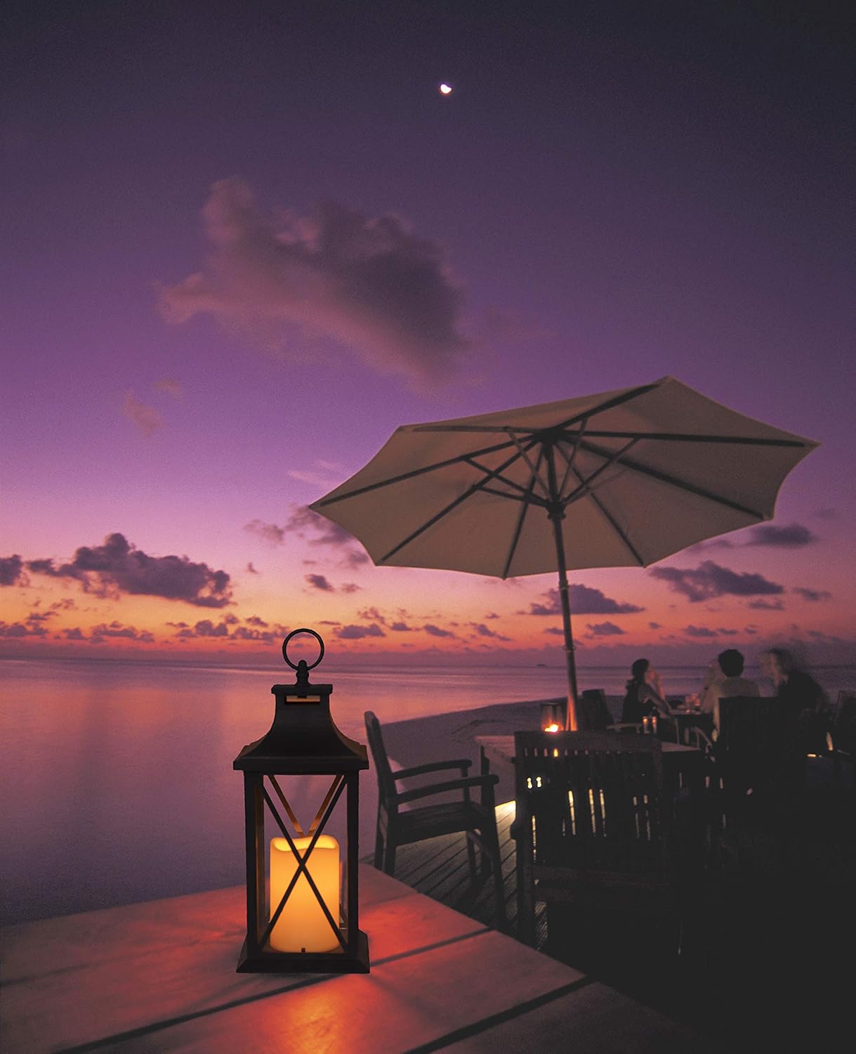 YAKii 14" Decorative Candle Lantern LED Flameless Candle Timer, Plastic LED Candle & Holder, Indoor & Outdoor Hanging Lights,Christmas Day Decoration (Antique Copper Brushed)