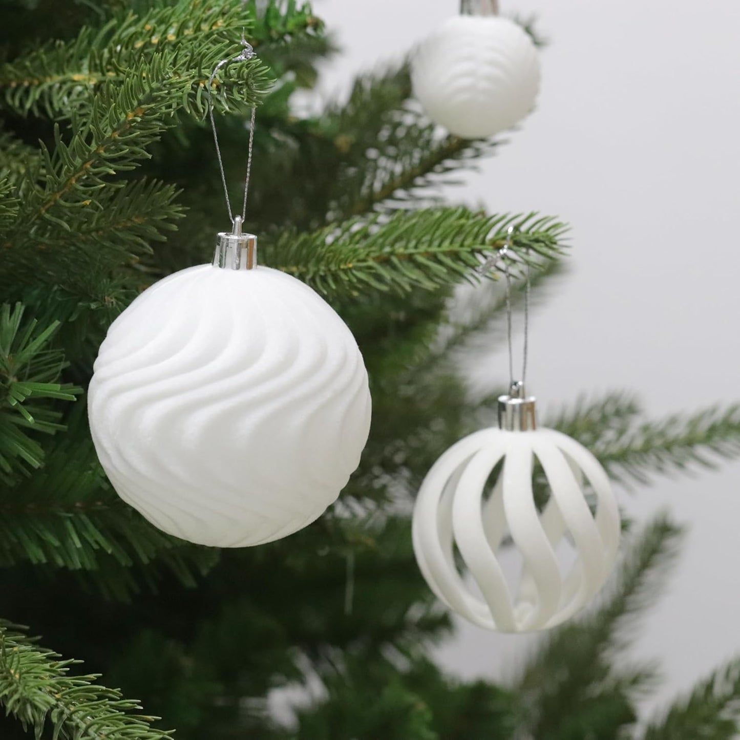 Senjie 63pcs Velvet Christmas Balls Bulk Flocked Christmas Tree Ball Ornaments Plastic Balls Xmas Hanging Ornaments Christmas Tree Decor Cream
