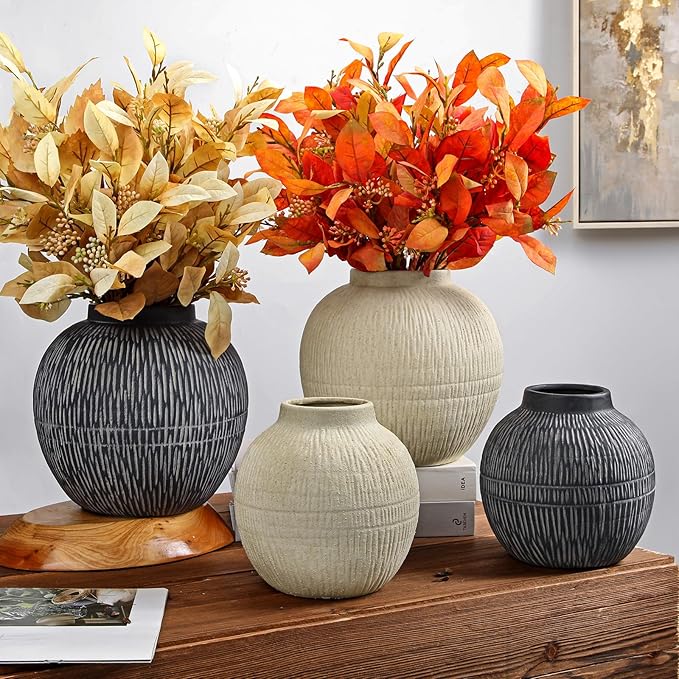 7" Short Round Clay Vase with Vertical Engravings Texture, Sand-Grain Tactile, Wide Ceramic Vase for Cafe Centerpiece Decor, Bohemian Style, Small & Beige White