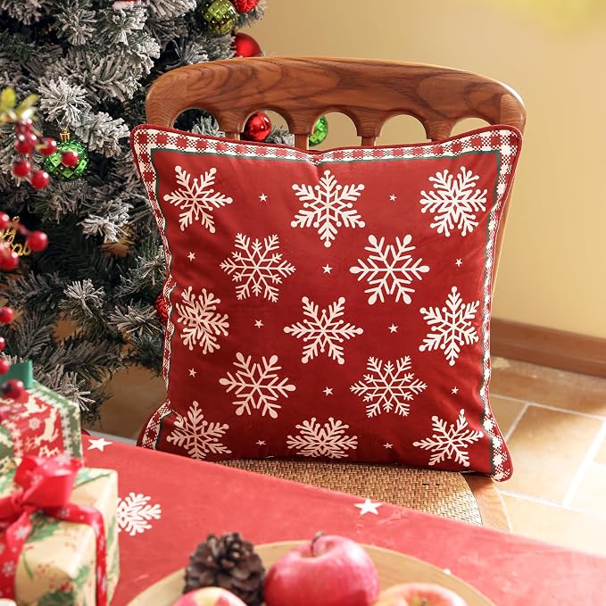 ISAENNE French Chrismas Velvet Throw Pillow Cover,Set of 2,18"x18"-Carol C | Vintage Square Pillow Cover,Concealed Zipper Design,Pinecones Pattern,Sofas,Bedroom,Living Room,Lounge Chairs,Decor