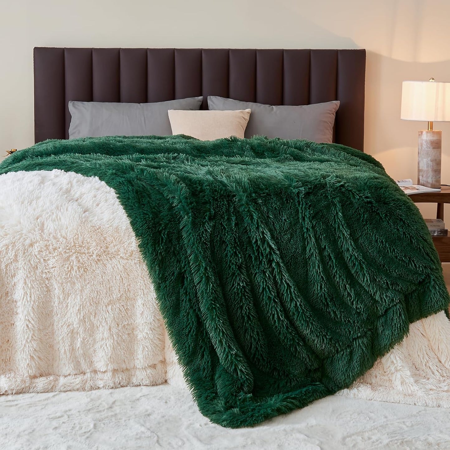 GONAAP Fuzzy Faux Fur Throw Blanket Twin Size Dark Green Super Soft Cozy Plush Fuzzy Shaggy Blanket for Couch Sofa Bed (Dark Green, Twin(60"x80"))