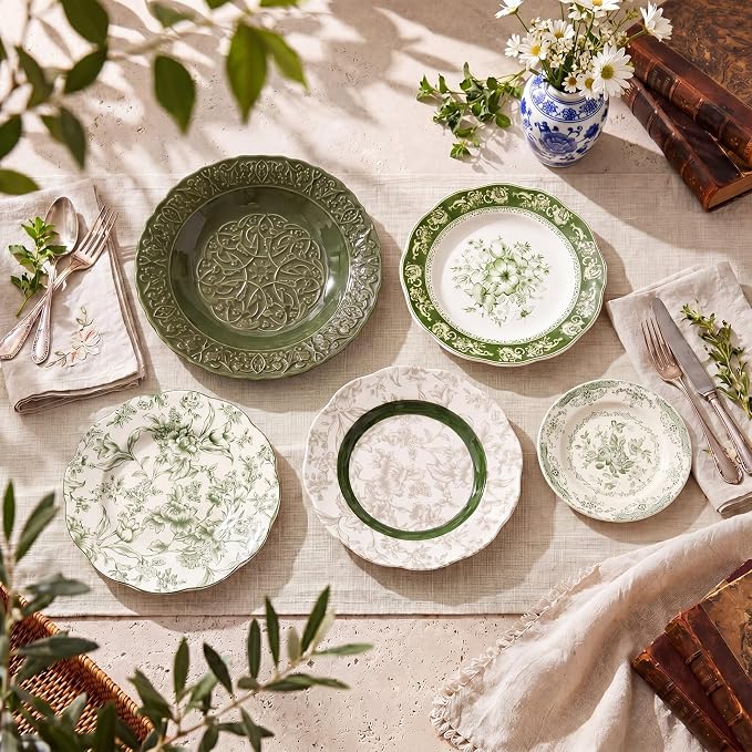 Yiyiring 5 Pcs Coastal Vintage Ceramic Wall Plates Set, Green Decoration Hanging Plates with Botanical Patterns, Holland Vintage Gifts for Wall, Home Office Art Ornament(Emerald)