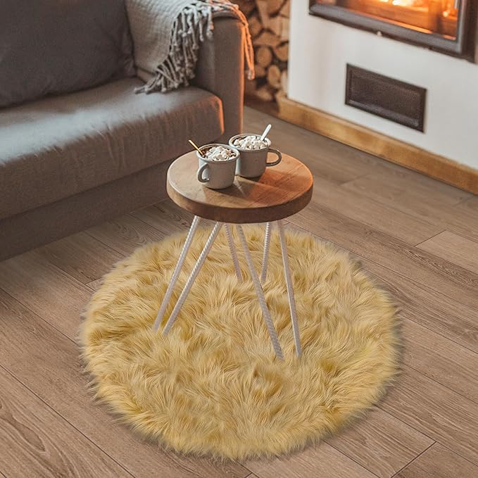 Khaki Faux Fur Round Rug for Bedroom, Fluffy Circle Rugs 2 2 Feet for Kids Room, Furry Carpet for Teen Girls Room, Non-Slip Shaggy Circular Rug Plush Rug