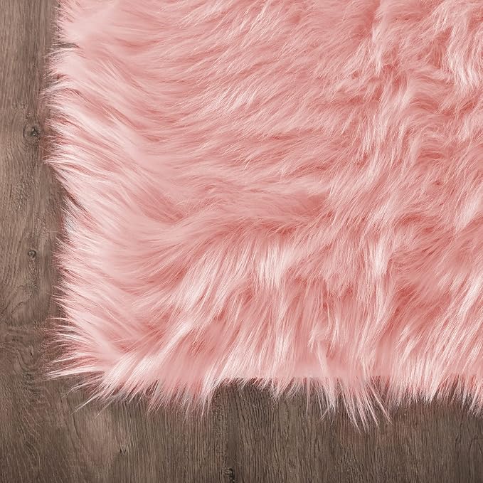 Latepis Round Pink Faux Sheepskin Fur Rug Circle Rugs 4ft Soft Fluffy Rugs for Bedroom Girls Living Room Rug for Dorm Floor Luxury Home Decor
